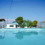 Feriegård Costanova Surfhouse *