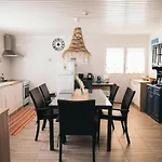 Costanova Surfhouse Feriegård