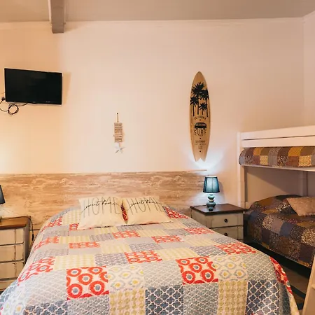 Costanova Surfhouse Bauernhof Ílhavo