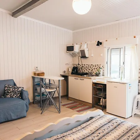 Costanova Surfhouse