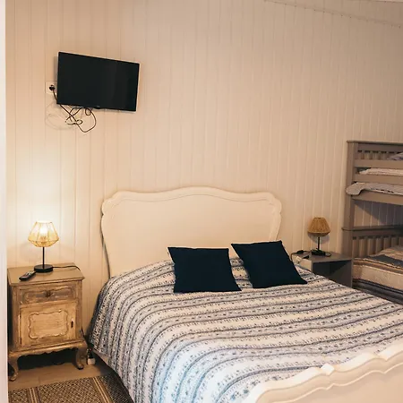 Costanova Surfhouse Agroturismo *