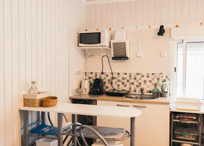 Costanova Surfhouse *