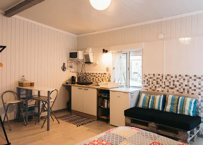 Alloggio per agriturismo Costanova Surfhouse *