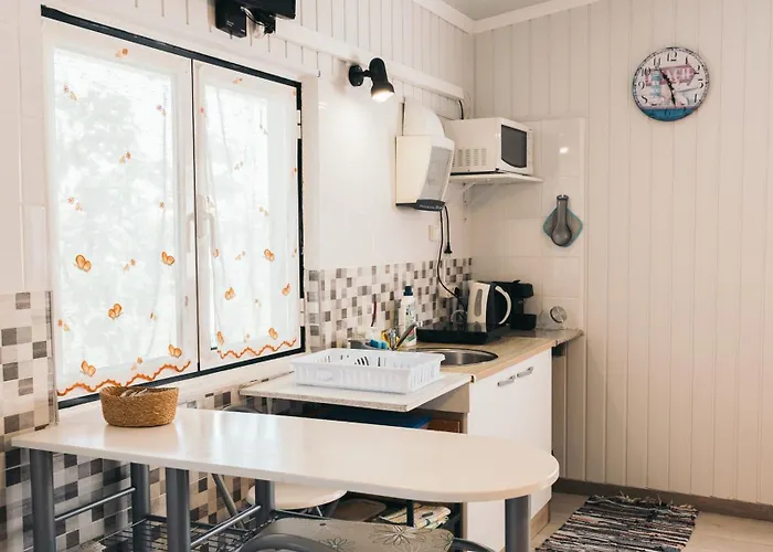 Alloggio per agriturismo Costanova Surfhouse